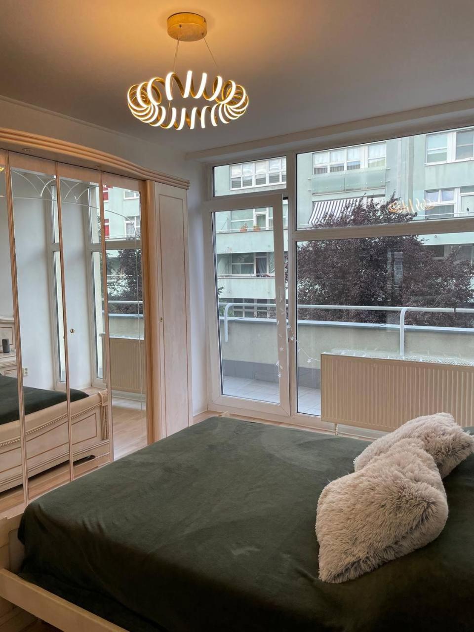 Apartment Cozy Bright